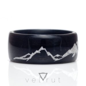 velrut sira dag islemeli havlit tozlu siyah ahsap yuzuk 1